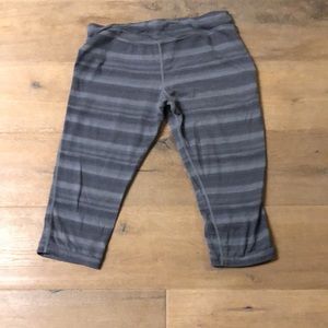 Icebreaker Women's Striped Gray Cropped Leggings